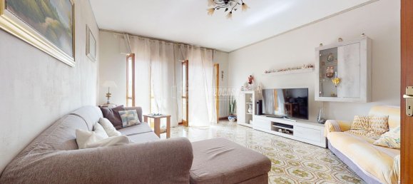 4-salle Appartement à Acquaviva delle Fonti, Italy No. 68214 12