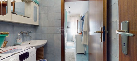 4-salle Appartement à Acquaviva delle Fonti, Italy No. 68214 17