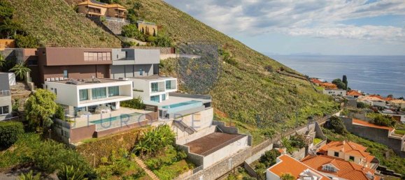 4 bedrooms House in Funchal, Portugal No. 125024 3