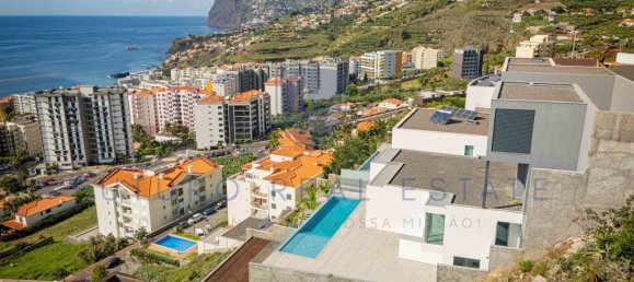 4 bedrooms House in Funchal, Portugal No. 125024 8
