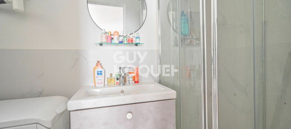 1 bedroom Apartment in Paris, France No. 334691 3