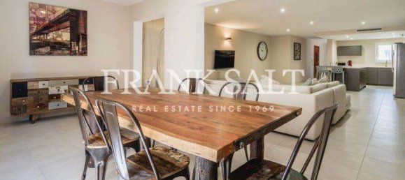 3 bedrooms Apartment in Saint Julian's, Malta No. 4124 2