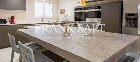 3 bedrooms Apartment in Saint Julian's, Malta No. 4124 4