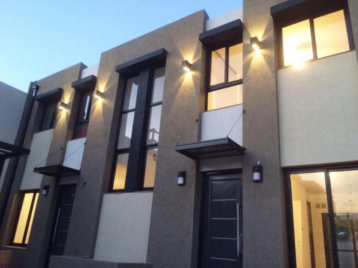 2 bedrooms House in Ituzaingo, Argentina No. 95253