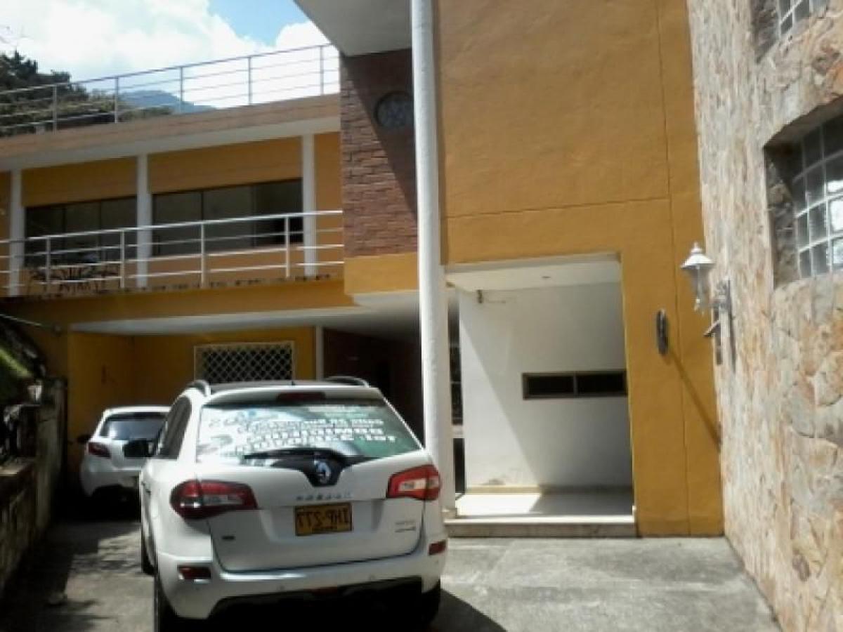 5 bedrooms House in Antioquia, Colombia No. 5990
