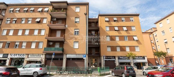 3 rooms Apartment in Brescia, Italy No. 224860 5
