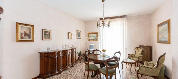 3 rooms Apartment in Brescia, Italy No. 224860 19