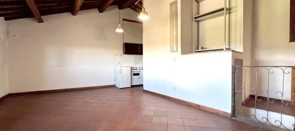 5 rooms Apartment in Florence, Italy No. 202673 37