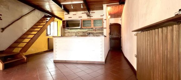 5 rooms Apartment in Florence, Italy No. 202673 31