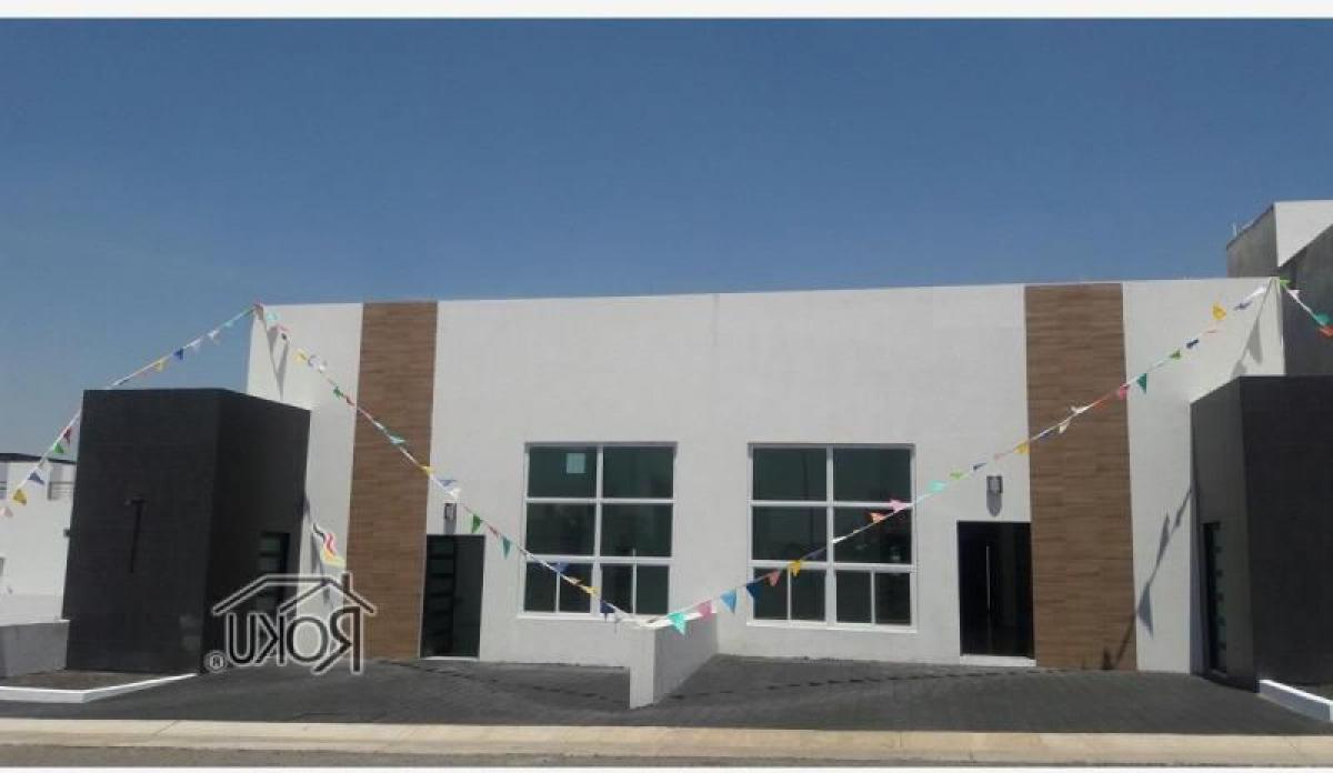 3 bedrooms House in Queretaro, Mexico No. 153253