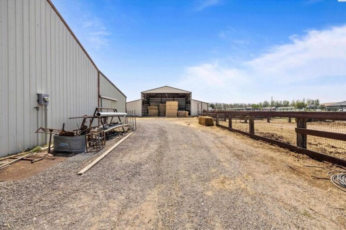 4 bedrooms House in Kennewick, USA No. 391798