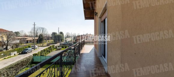 Квартира с 4 комнатами в Сериате, Италия № 152442 16