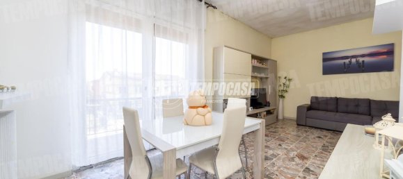 Квартира с 4 комнатами в Сериате, Италия № 152442 3