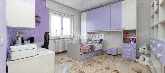 Квартира с 4 комнатами в Сериате, Италия № 152442 7