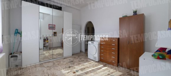 Квартира с 4 комнатами в Сериате, Италия № 152442 14