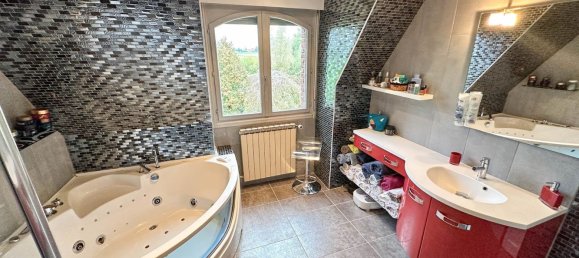 3 bedrooms House in Aubry-du-Hainaut, France No. 158409 11