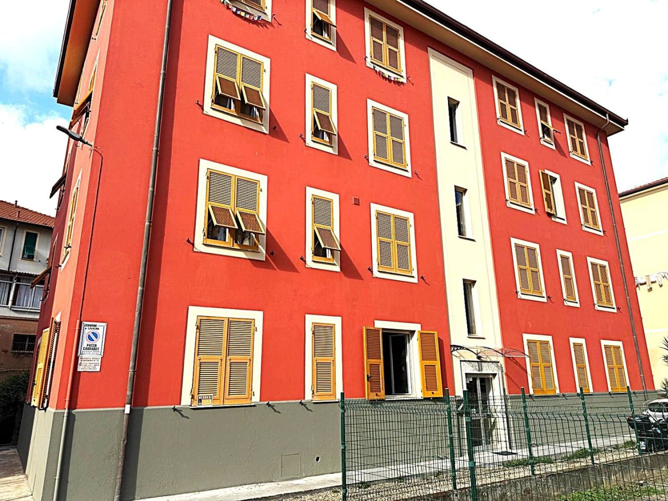 6 Schlafzimmer Wohnung in Lavagna, Italy, Nr. 364688