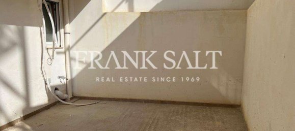 3 chambres Maisonnette à Victoria, Malta No. 567 9