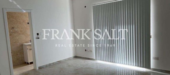 3 chambres Maisonnette à Victoria, Malta No. 567 7