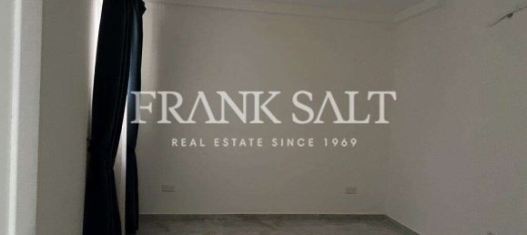 3 chambres Maisonnette à Victoria, Malta No. 567 6