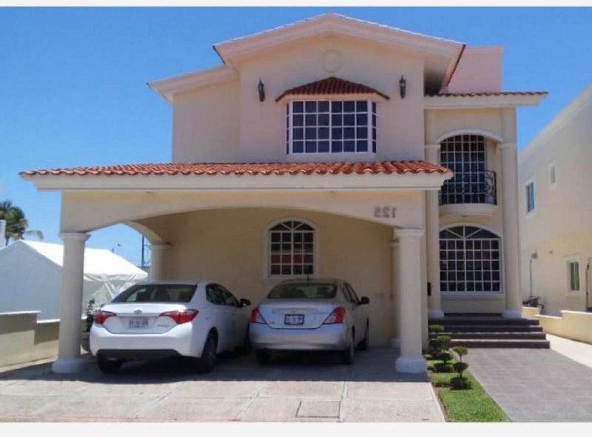 3 bedrooms House in Sinaloa, Mexico No. 174292