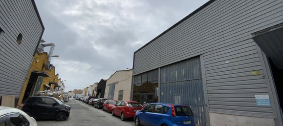 1050m² Warehouse in Marbella, Spain No. 84387 2
