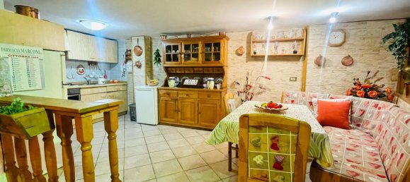 5 rooms House in Valenzano, Italy No. 26631 19
