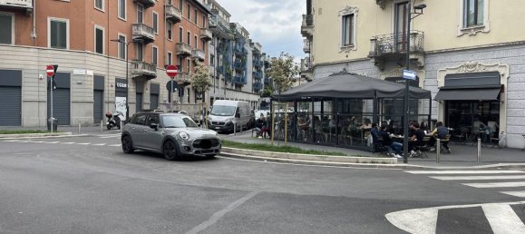 1 room Commercial property in Milan, Italy No. 243172 13