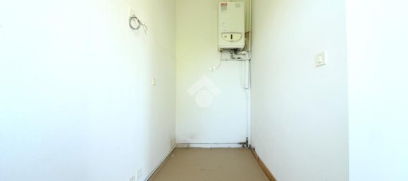 4 rooms Apartment in Mirandola, Italy No. 163862 9