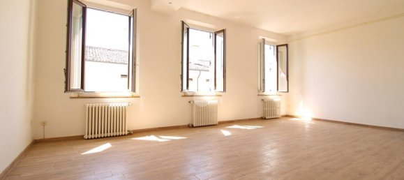 4 rooms Apartment in Mirandola, Italy No. 163862 14