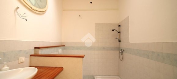 4 rooms Apartment in Mirandola, Italy No. 163862 16