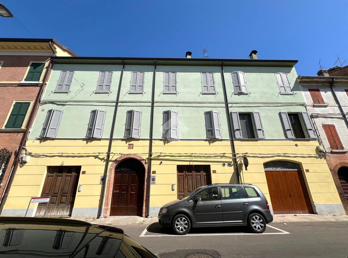 4 rooms Apartment in Mirandola, Italy No. 163862