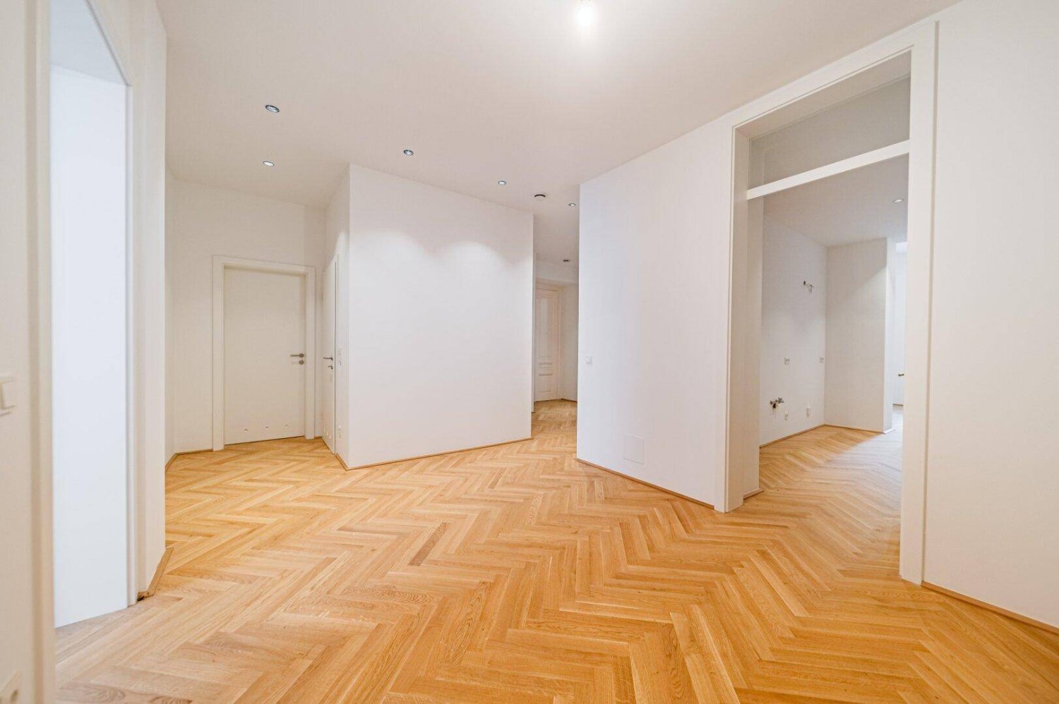 2 rooms Apartment in Dobling, Austria No. 123002