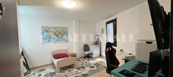 2 bedrooms Apartment in Pordenone, Italy No. 298517 9