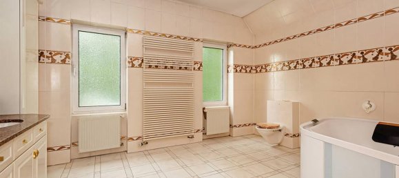 4 bedrooms Villa in Nikolassee, Germany No. 371143 9