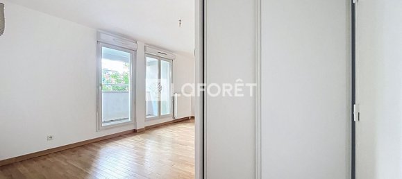 1 bedroom Apartment in Villejuif, France No. 182162 3