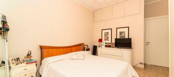 3 bedrooms Apartment in Turin, Italy No. 380315 32