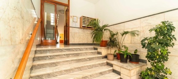 3 bedrooms Apartment in Turin, Italy No. 380315 4