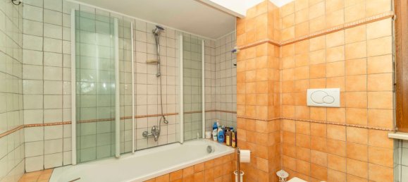 3 bedrooms Apartment in Turin, Italy No. 380315 36