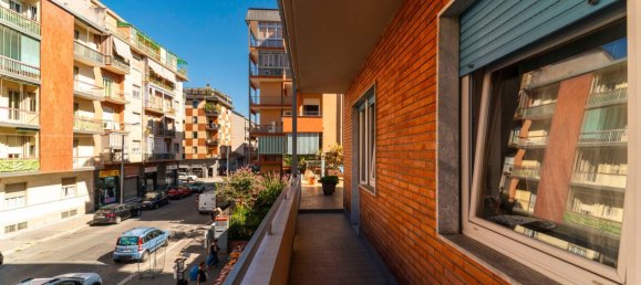 3 bedrooms Apartment in Turin, Italy No. 380315 42