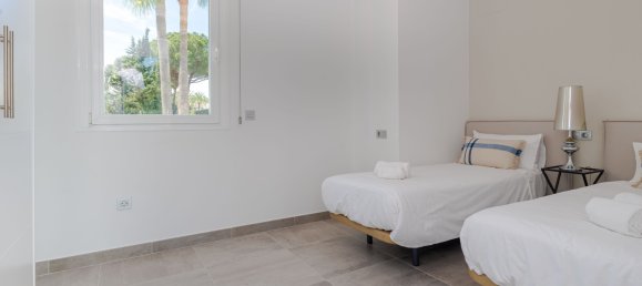 6 Schlafzimmer Haus in Marbella, Spain, Nr. 80865 32