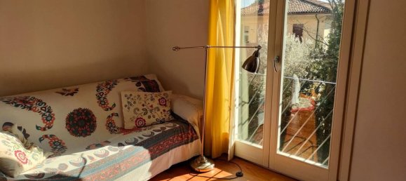 3 rooms Apartment in Bologna, Italy No. 98817 2