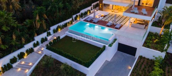 Villa de 5 dormitorios en Marbella, Spain No. 72742 11