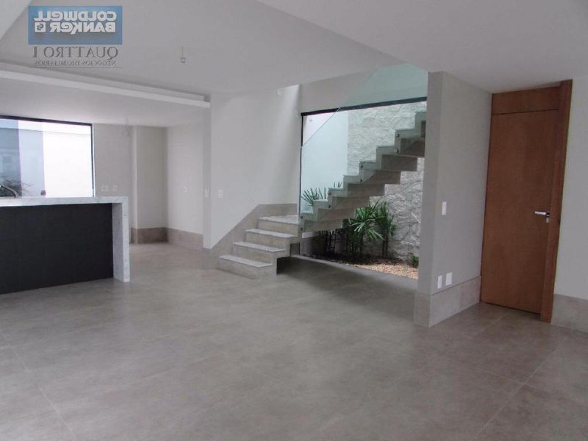 4 bedrooms House in Rio de Janeiro, Brazil No. 470658
