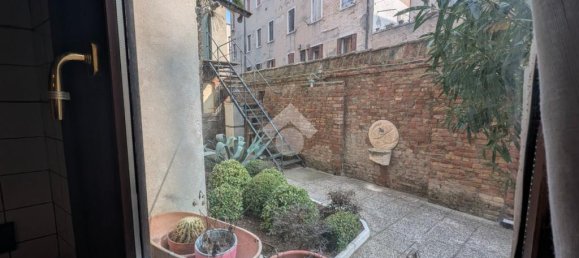 2 Schlafzimmer Wohnung in Venice, Italy, Nr. 60165 2