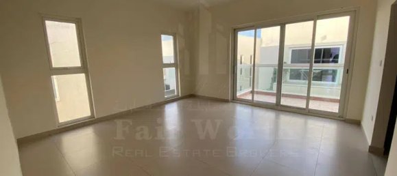 3 bedrooms Villa in International City, UAE No. 1005 5