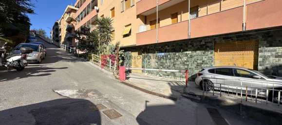 3-Zimmer Wohnung in Genoa, Italy, Nr. 27910 15