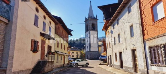 5 bedrooms House in Pievepelago, Italy No. 217938 2