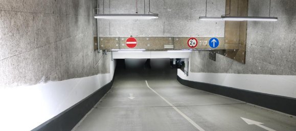 Parkplatz in München, Germany, Nr. 322982 3