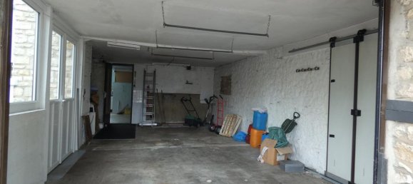 4 bedrooms House in Alencon, France No. 358789 8